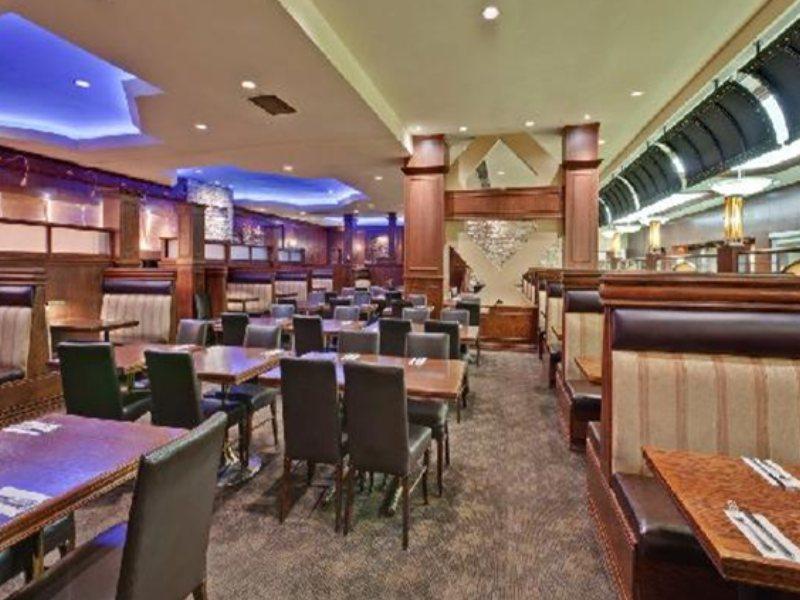 Holiday Inn Montreal Midtown Екстер'єр фото